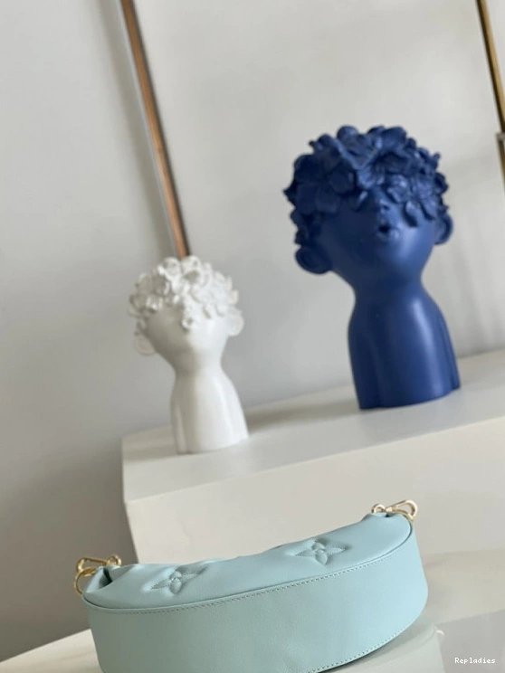 Cheap OVER THE MOON LOUIS VUITTON 0805